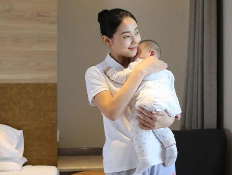 新生兒多久可以抱出門？需要注意什么？新手爸媽要知道