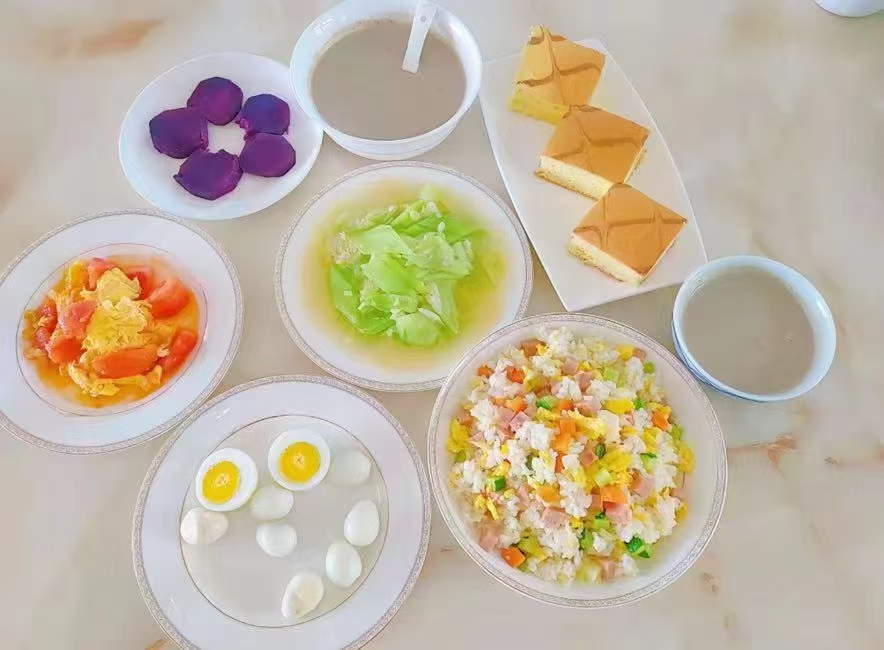 4個月的寶寶添加什么輔食，不能吃什么輔食？